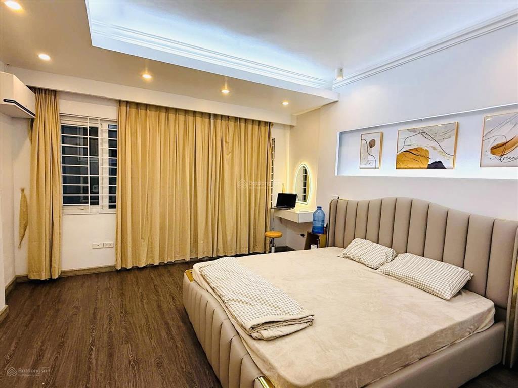 Chưa đến 7 tỷ! phố văn cao ,2 thoáng trước sau, dân xây, ba gác, full nt, ngõ nông ,30m ra phố