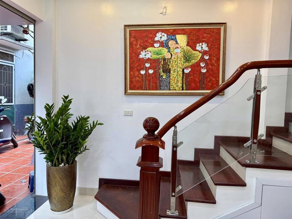 Chưa đến 7 tỷ! phố văn cao ,2 thoáng trước sau, dân xây, ba gác, full nt, ngõ nông ,30m ra phố