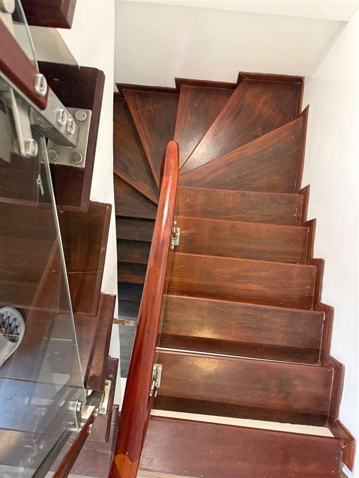 Chưa đến 7 tỷ! phố văn cao ,2 thoáng trước sau, dân xây, ba gác, full nt, ngõ nông ,30m ra phố