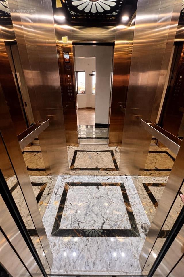 Nguyễn công hoan  10m ra phố  thang máy  dân xây  ở hoặc cho thuê kd  tặng nội thất  46m2 *6t