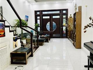 Phố võng thị , ngõ thông kd , 2 mặt thoáng , ba gác , dân xây , full nt , 47m*5t