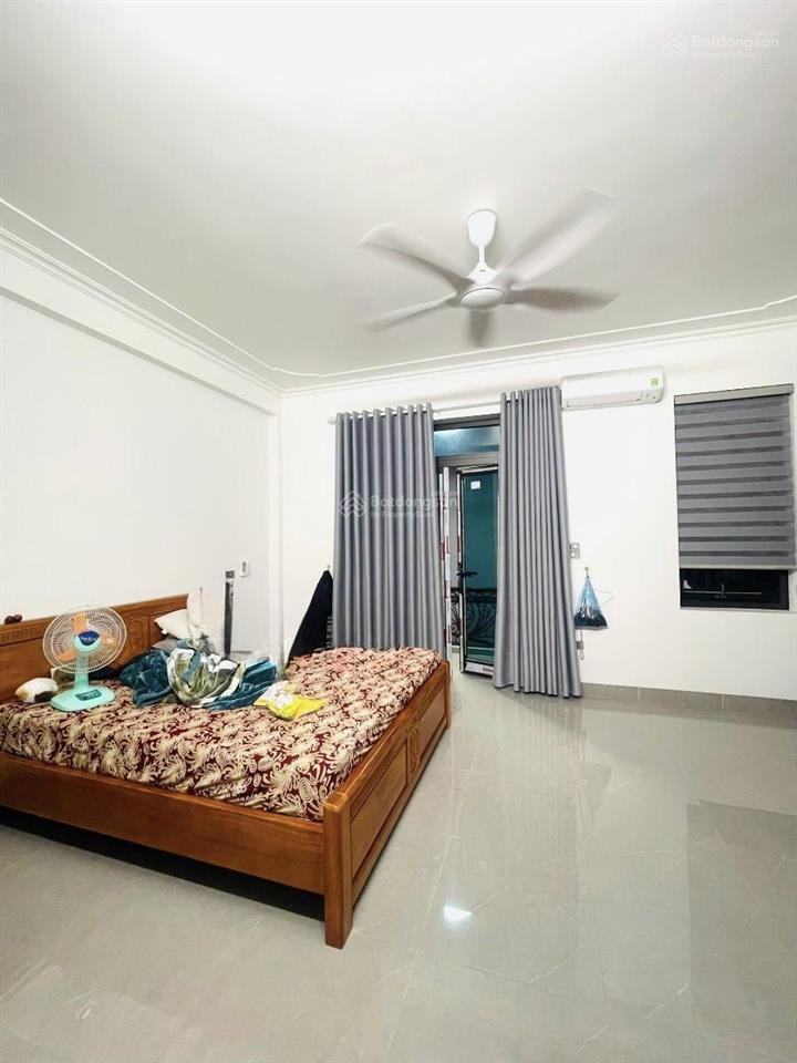 Chỉ hơn 7 tỷ có ngay căn nhà tại phố văn cao ! ko qh , ba gác ,10m ra ô tô, kd ,full nt, 45m*5t
