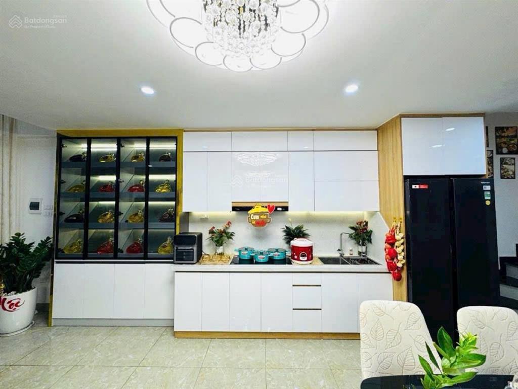 Quá vip phố văn cao! ngõ ô tô tránh, 10m ra phố lớn, nhà xây mới thoáng sáng, nội thất sịn, 42m2*5t