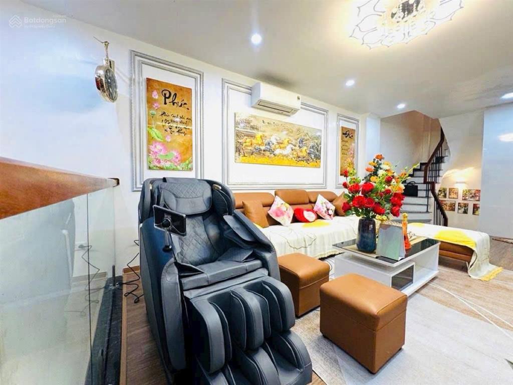 Quá vip phố văn cao! ngõ ô tô tránh, 10m ra phố lớn, nhà xây mới thoáng sáng, nội thất sịn, 42m2*5t