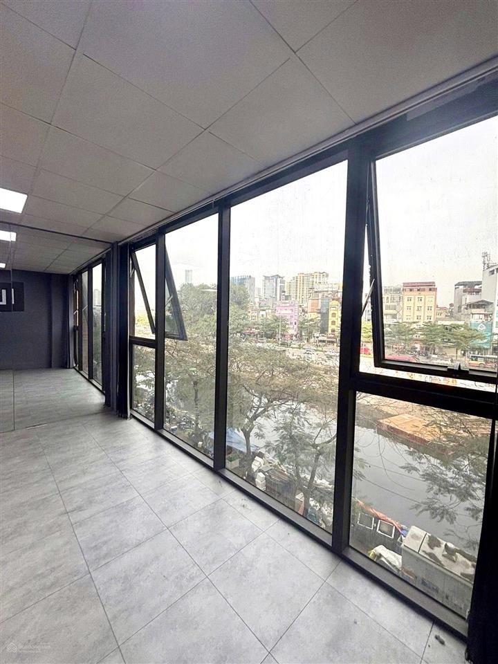 Nhanh tay! sàn nguyễn khang 70m2 cho thuê giá 10tr, phù hợp mọi mô hình kd