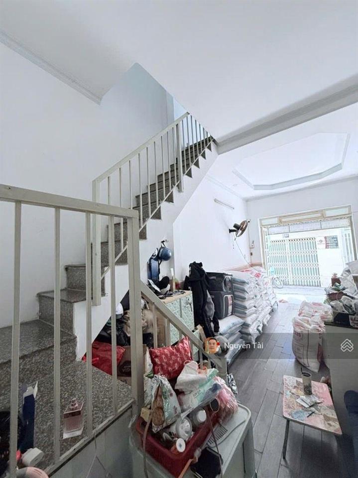 Hot, bán gấp nhà mặt tiền trần thủ độ, tân phú, 38m2, 2 tầng mới, chỉ nhỉnh 3 tý.