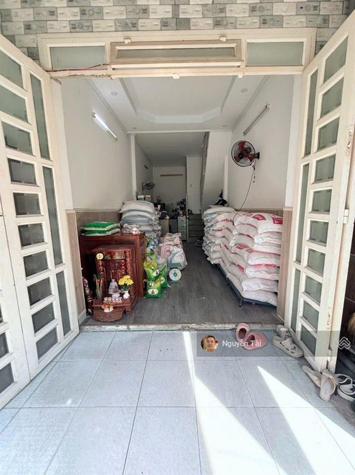 Hot, bán gấp nhà mặt tiền trần thủ độ, tân phú, 38m2, 2 tầng mới, chỉ nhỉnh 3 tý.