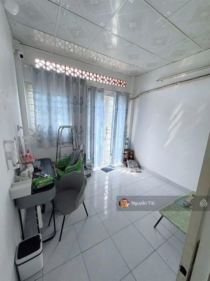 Hot, bán gấp nhà mặt tiền trần thủ độ, tân phú, 38m2, 2 tầng mới, chỉ nhỉnh 3 tý.