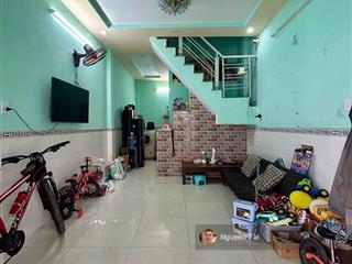 Hot, bán gấp nhà riêng bình trị đông, btân, 28m2, 2 tầng đúc mới đẹp, hẻm 3m thông, nhỉnh 3 tỷ.