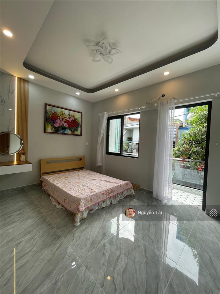 Hot, bán gấp nhà riêng chiến lược, btân, 50m2, 2 tầng mới 100%, hẻm xe hơi đỗ cửa, chỉ nhỉnh 4 tỷ.