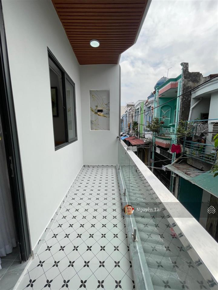 Hot, bán gấp nhà riêng chiến lược, btân, 50m2, 2 tầng mới 100%, hẻm xe hơi đỗ cửa, chỉ nhỉnh 4 tỷ.