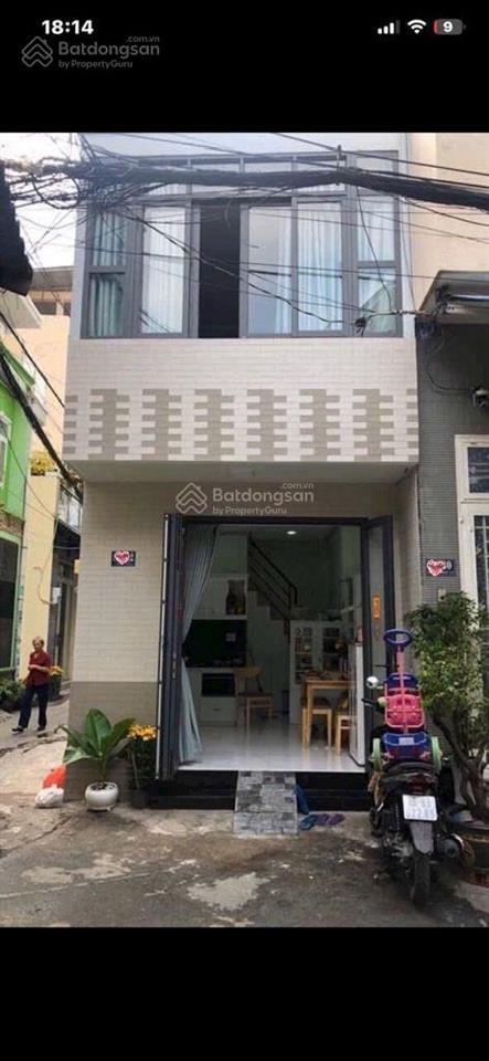 Hot, bán nhà lê trọng tấn tân phú, 40m2sd, 2 tầng mới, hẻm xe hơi đỗ cửa, chỉ nhỉnh 2 tỷ.