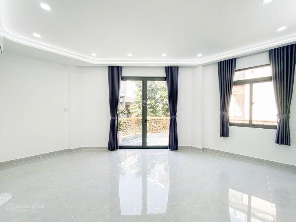 Hot, bán gấp nhà riêng lũy bán bích tân phú, 60m2, 5 tầng mới đẹp, hẻm xe tải, nhỉnh 8 tỷ xíu.