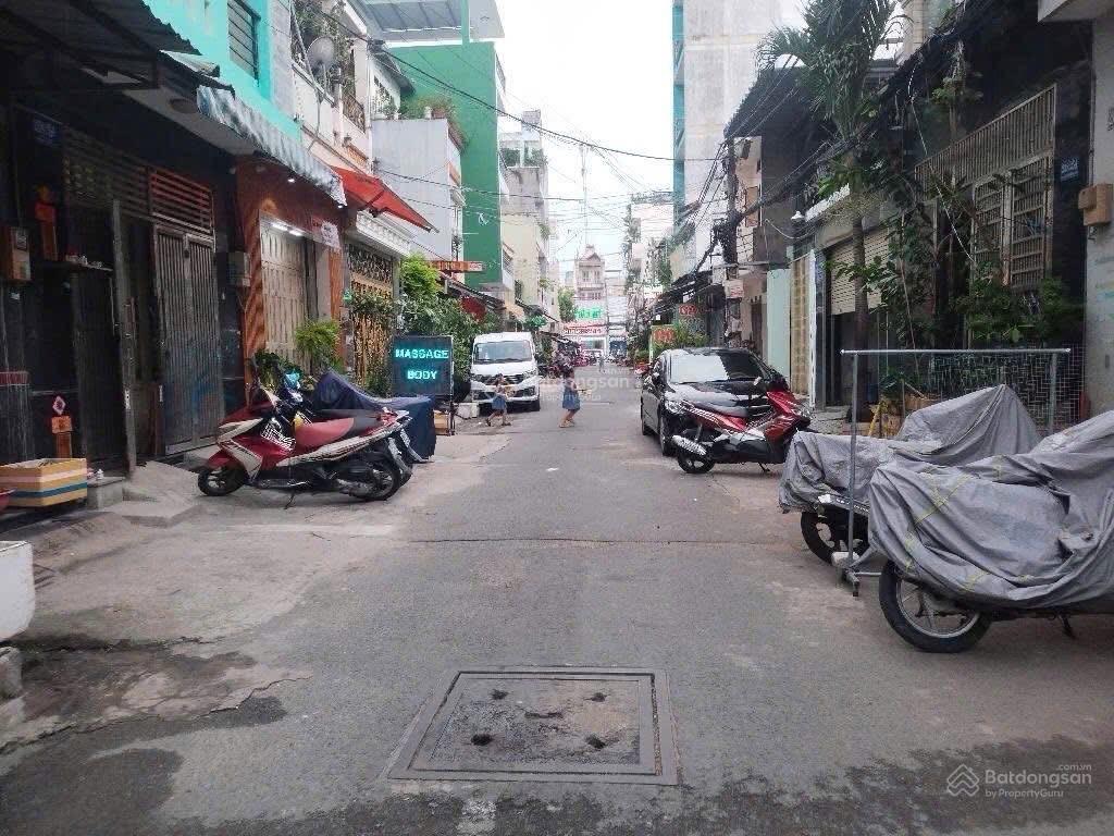 Hot, bán gấp nhà riêng lũy bán bích tân phú, 60m2, 5 tầng mới đẹp, hẻm xe tải, nhỉnh 8 tỷ xíu.