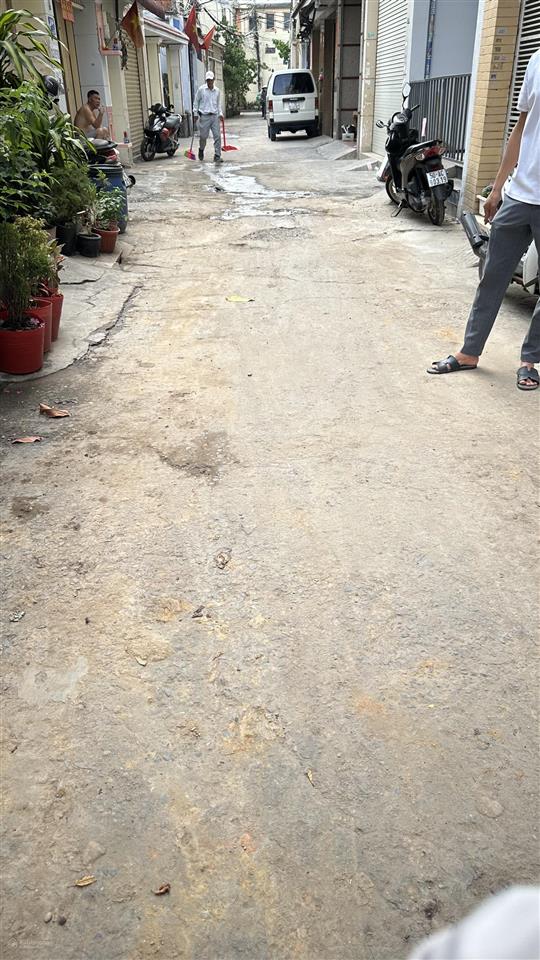 Hot, bán gấp nhà riêng lũy bán bích tân phú, 60m2, 5 tầng mới đẹp, hẻm xe tải, nhỉnh 8 tỷ xíu.