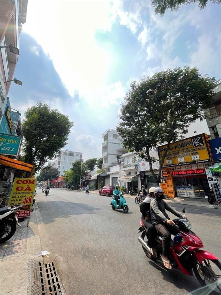 Bán gấp nhà riêng vườn lài tân phú, 32m2, 4 tầng mới đẹp, hẻm xe hơi sát mặt tiền, chỉ nhỉnh 4 tỷ.