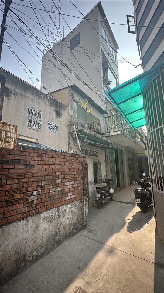 Bán gấp nhà riêng vườn lài tân phú, 32m2, 4 tầng mới đẹp, hẻm xe hơi sát mặt tiền, chỉ nhỉnh 4 tỷ.