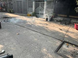 Bán gấp nhà riêng lê văn quới, btân, 48m2, 2 tầng, hẻm 8m xe hơi tránh, chỉ nhỉnh 3 tỷ xíu.