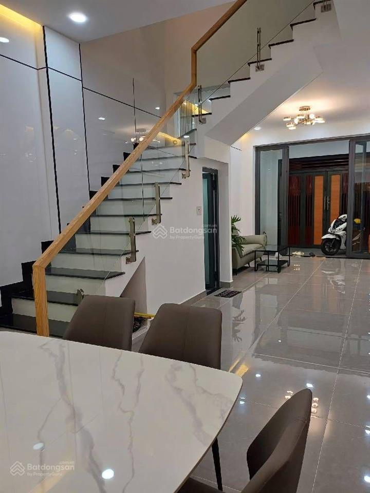 Hot, bán gấp nhà riêng tô hiệu, tân phú, 56m2, 4 tầng mới đẹp, hẻm 6m, chỉ nhỉnh 8 tỷ.