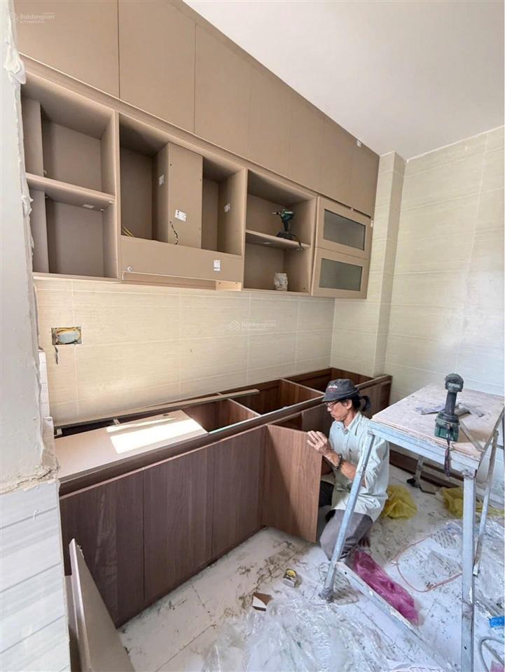 Hot, bán gấp nhà đẹp hương lộ 2 bt, 46m2, 2 tầng mới 100%, hẻm 6m xe tải thông, chỉ nhỉnh 4 tỷ