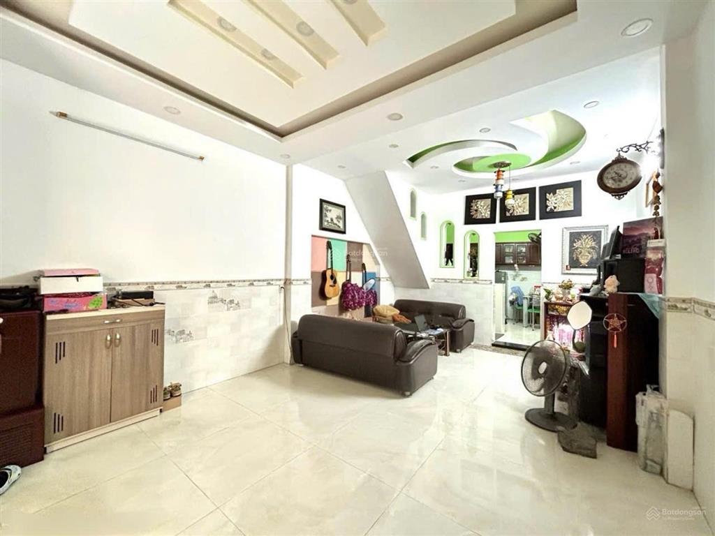 Bán gấp nhà riêng âu cơ tân bình, 56m2, 4 tầng mời đẹp, hẻm xe hơi, chỉ hơn 7 tỷ.