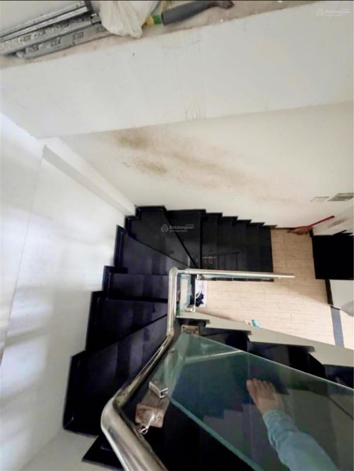 Bán gấp nhà riêng 3 tầng trường chinh tân phú, 50m2, hẻm 3m sát mặt tiền, chỉ nhỉnh 5 tỷ.
