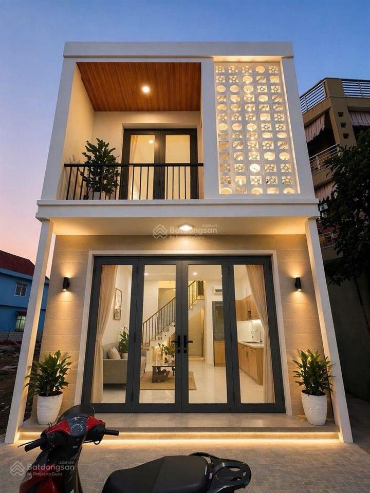 Hot, bán gấp nhà riêng tỉnh lộ 10 btân, 51m2, 2 tầng mới 100%, 3pn, hẻm xe hơi 5m, nhỉnh 5 tỷ.