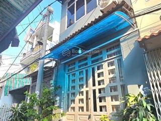 Bán gấp nhà riêng kênh nước đen btân, 32m2, 3 tầng, hẻm xe hơi thông chỉ nhỉnh 3 tỷ.