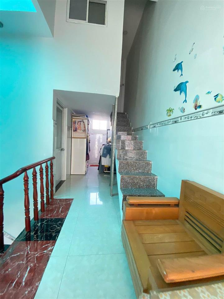 Hot, bán gấp nhà riêng mã lò btân. 60m2, 3 tầng mới đẹp, hẻm 5m sát mặt tiền, chỉ nhỉnh 4 tỷ.