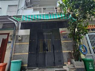 Hot, bán gấp nhà đẹp 4 tầng chiến lược btân, 40m2, hẻm 6m xe hơi tránh, chỉ nhỉnh 4 tỷ.