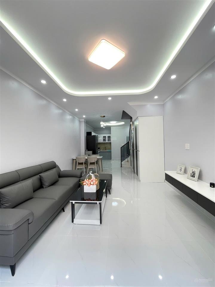 Hot, bán gấp nhà đẹp 2 tầng an lạc btân, 44m2, hẻm xe hơi 5m, gần bến xe miền tây, chỉ nhỉnh 4 tỷ.