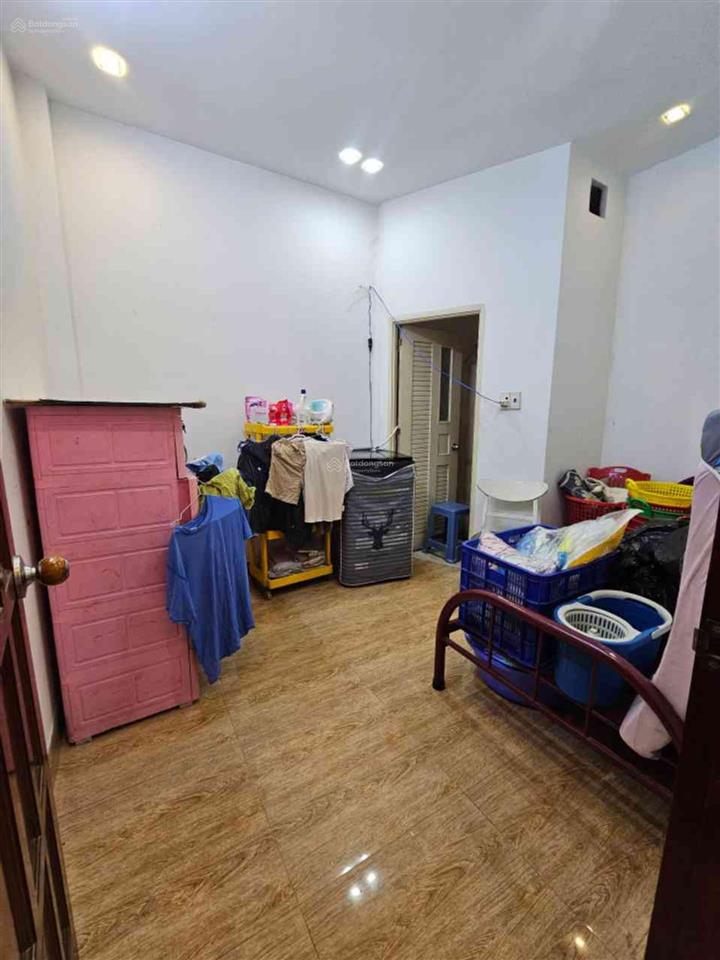 Hot, bán gấp nhà 2 tầng mới đẹp võ văn vân btân, 56m2, hẻm 7m thông xe tải tránh, chỉ hơn 3 tỷ.