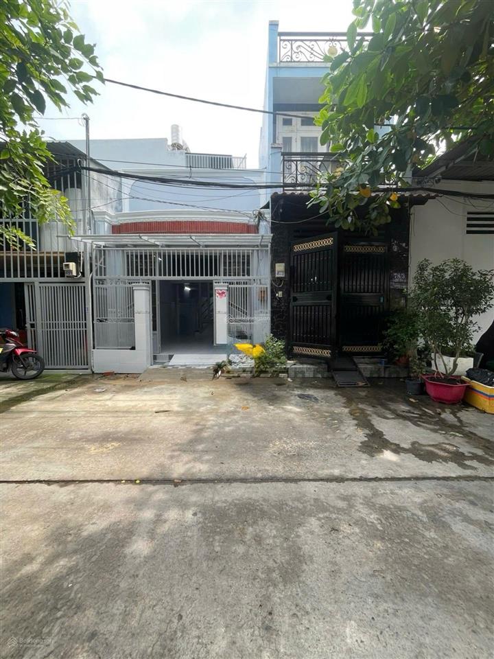 Hot, nhà bán 3 tỷ nh cho vay 1,5 tỷ lê văn quới ngay sát ngã tư 4 xã, 48m2, 2 tầng mới đẹp, hẻm 8m