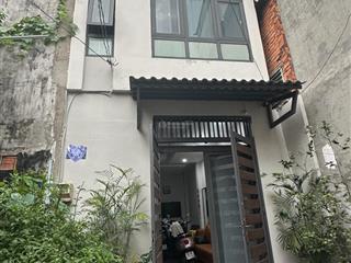 Hot, bán gấp nhà mới đẹp 4 tầng ni sư huỳnh liên tân bình, 40m2, hẻm 3,5m chỉ nhỉnh 4 tỷ.