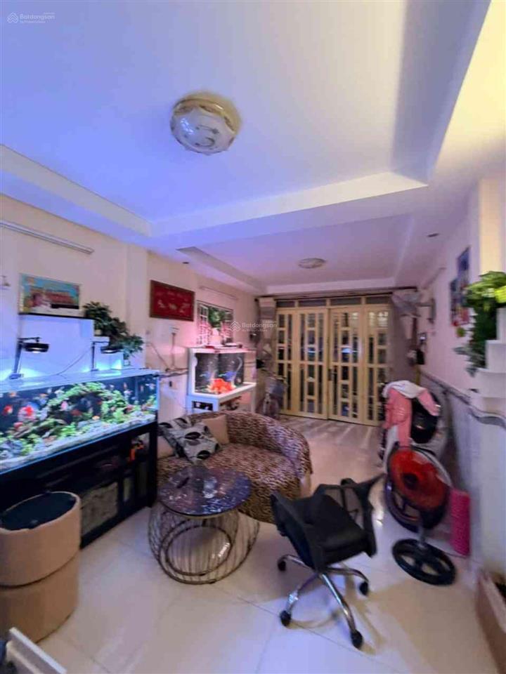 Hot, bán gấp nhà riêng âu cơ tân phú, 42m2, 2 tầng, hẻm 3.5m gần mặt tiền, chỉ nhỉnh 4 tỷ.