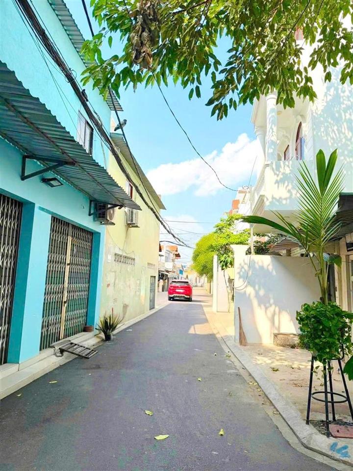 Hot, bán gấp nhà riêng 5 tầng tân thành tân phú, 53m2, hẻm xe hơi thông, chỉ nhỉnh 7 tỷ.