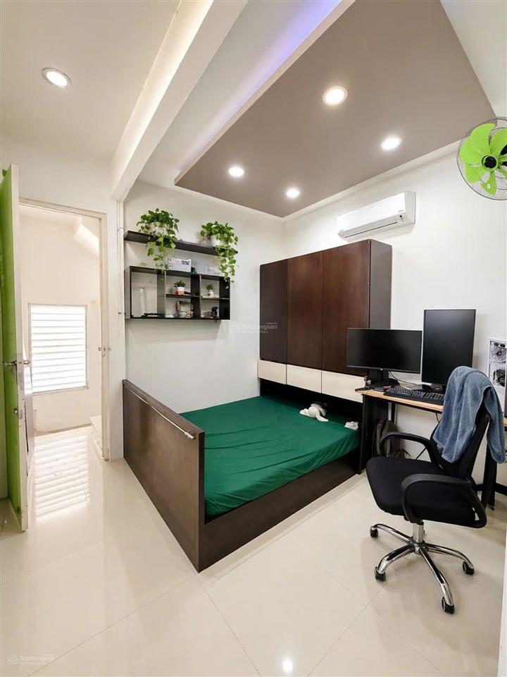 Hot, bán gấp nhà riêng 5 tầng tân thành tân phú, 53m2, hẻm xe hơi thông, chỉ nhỉnh 7 tỷ.