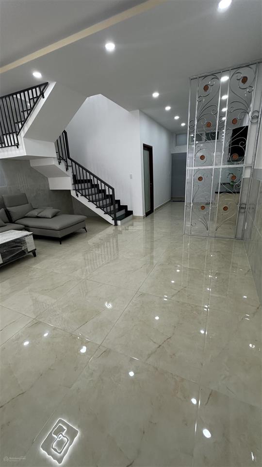 Hot, bán gấp nhà riêng lê văn quới, btân, 67m2, 2 tầng đúc mới 100%, hẻm xe hơi đỗ cửa chỉ nhỉnh 4t