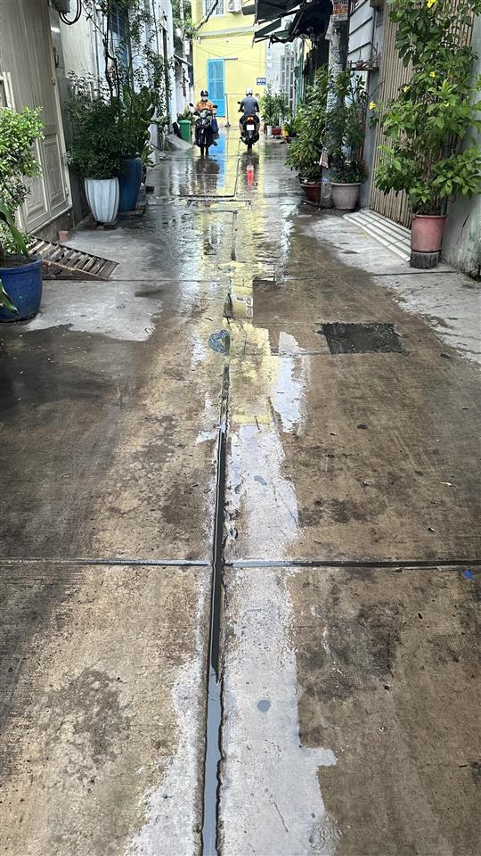 Hot, bán gấp nhà riêng mã lò, 60m2, 2 tầng hẻm xe hơi thông sát mặt tiền chỉ hơn 3 tỷ.
