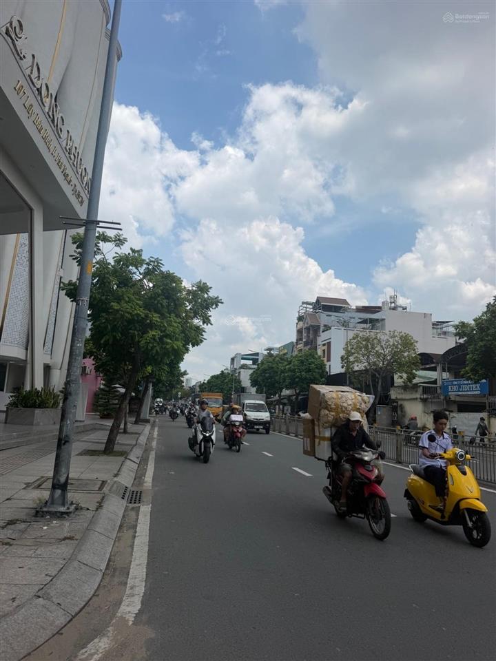 Hot, bán gấp nhà riêng lũy bán bích tân phú, 80m2, 2 tầng sát mặt tiền, chỉ nhỉnh 6 tỷ.