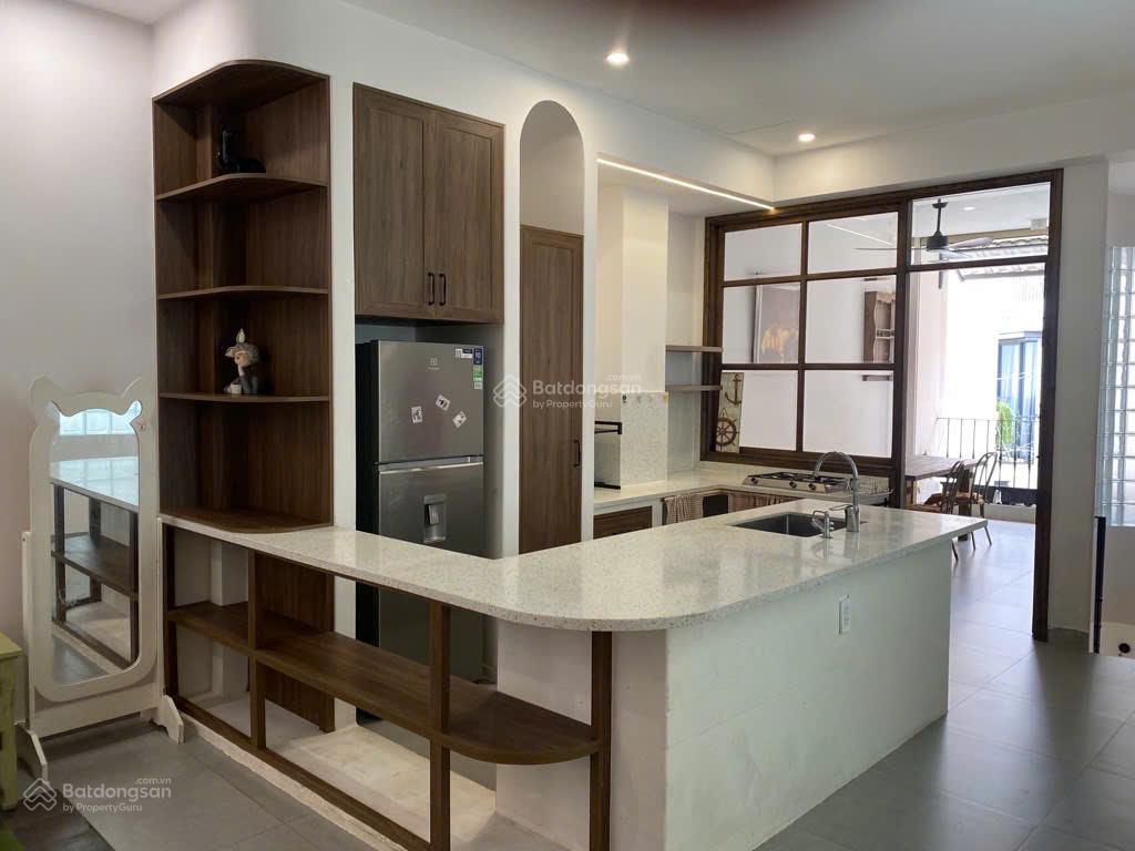 Nguyễn kiệm  phú nhuận  56m2 (nở hậu)  3pn 3wc