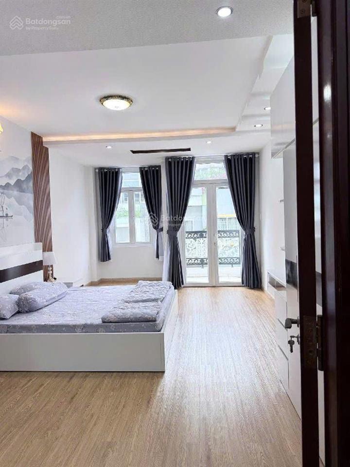 5 tầng btct  phan đăng lưu  phú nhuận  hẻm xe hơi  full nội thất  13.9tỷ