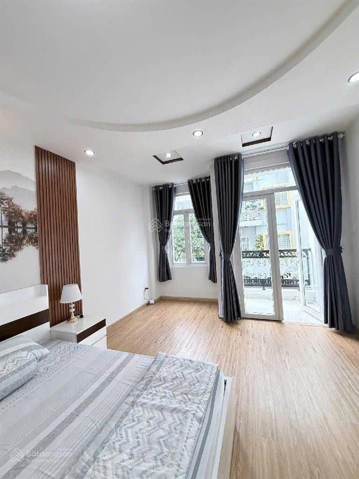 5 tầng btct  phan đăng lưu  phú nhuận  hẻm xe hơi  full nội thất  13.9tỷ