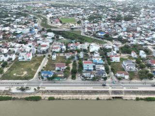 Cần bán gấp lô đất đường lê đại hành, giá  26 triệu/m2, 299 m2, view đẹp , dân cư đông đúc..