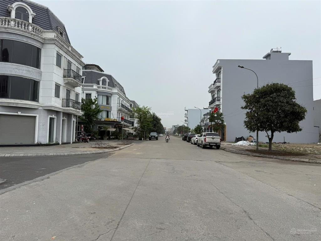 Bán căn góc shophouse vincom cẩm phả, giá tốt 7 tỷ, 127 m2, mặt tiền 16m, 4 tầng