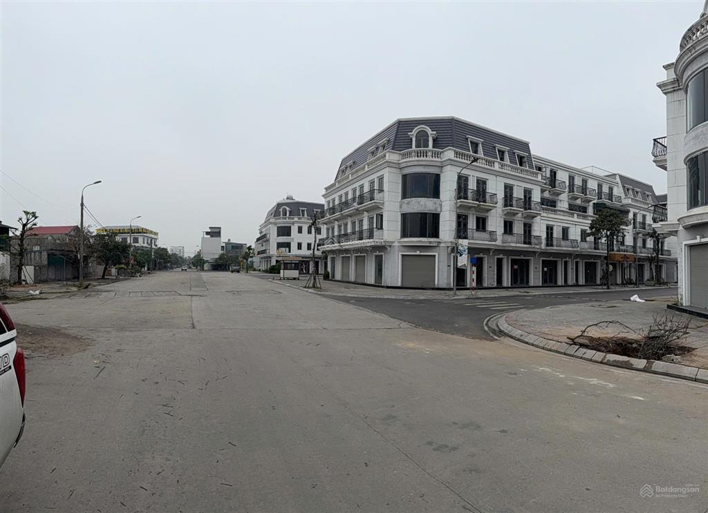 Bán căn góc shophouse vincom cẩm phả, giá tốt 7 tỷ, 127 m2, mặt tiền 16m, 4 tầng