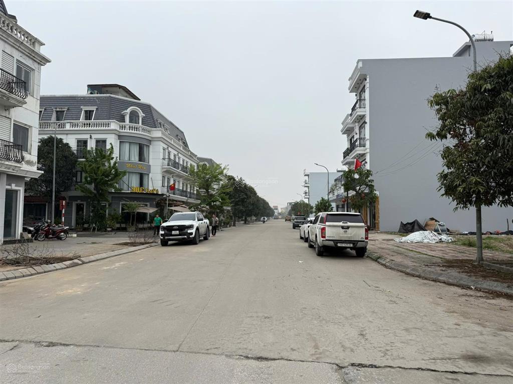 Bán căn góc shophouse vincom cẩm phả, giá tốt 7 tỷ, 127 m2, mặt tiền 16m, 4 tầng