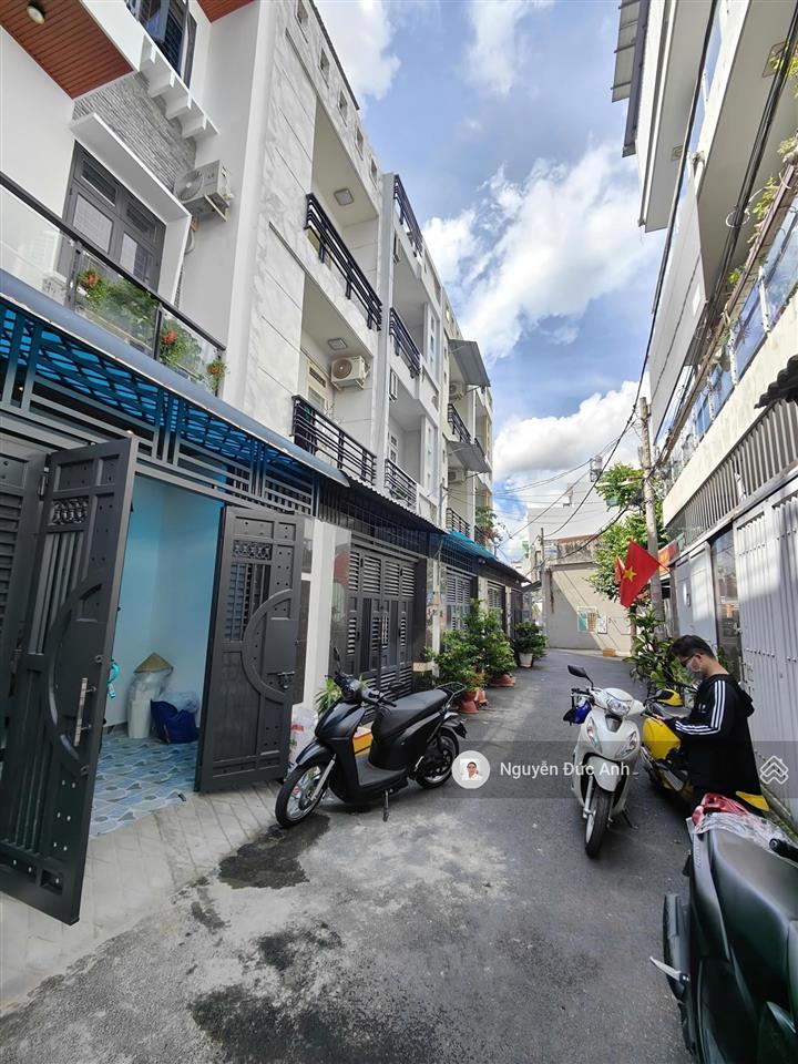 Bán nhà gò vấp 6.x tỷ  hẻm ôtô 4m  4pn  nhà mới ở ngay  shr vuông đẹp  khu phân lô an ninh đẹp