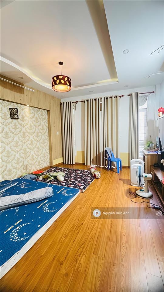 Ngộp gấp! bán nhà 4tầng hxh 6m khu quang trung  cv làng hoa 4.8x17m phân lô 1sẹc đẹp chỉ 9.x tỷ tl