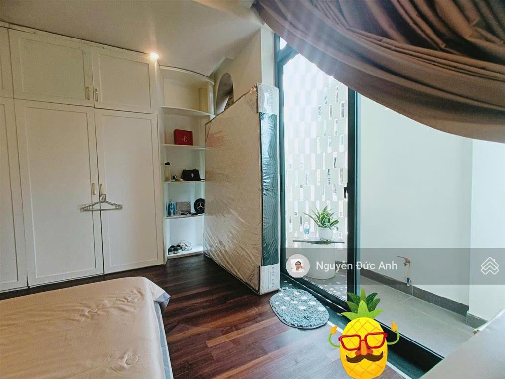 Bán nhà 77m2(4.5*17) chủ xây thiết kế sang trọng 4tầng 4pn 5wc nội thất xịn, gần emart phan huy ích